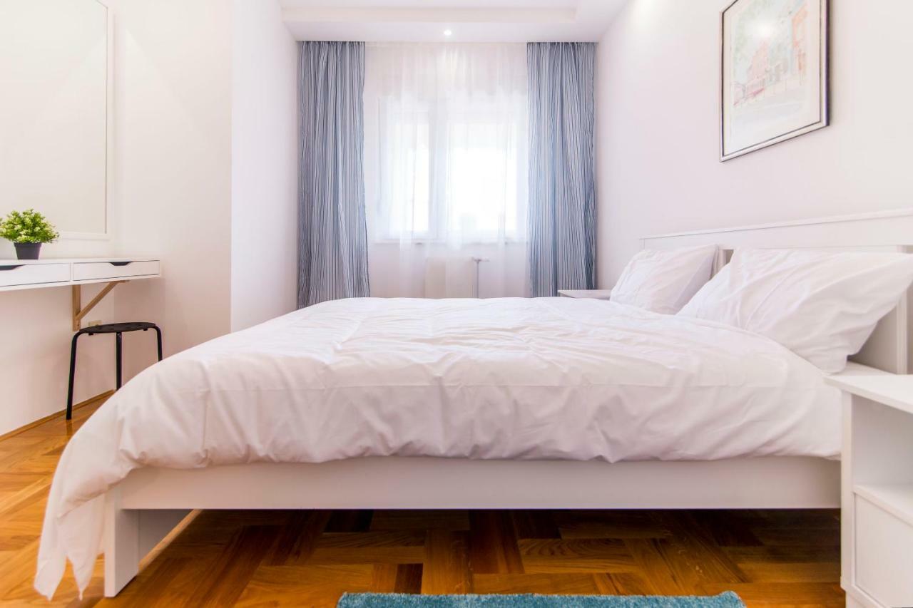 Grove Apartment + Free Parking Novi Sad Exterior foto